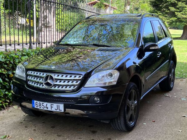 2006 Mercedes-Benz ML 320 CDI - Imagen 2