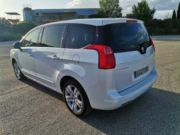 2010 Peugeot 5008 2.0HDI Sport Pack - Imagen 6