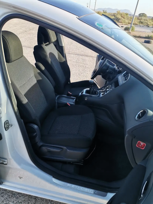 2010 Peugeot 5008 2.0HDI Sport Pack - Imagen 7