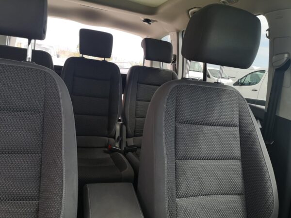 2013 Volkswagen Touran 2.0TDI Advance BMT - Imagen 11