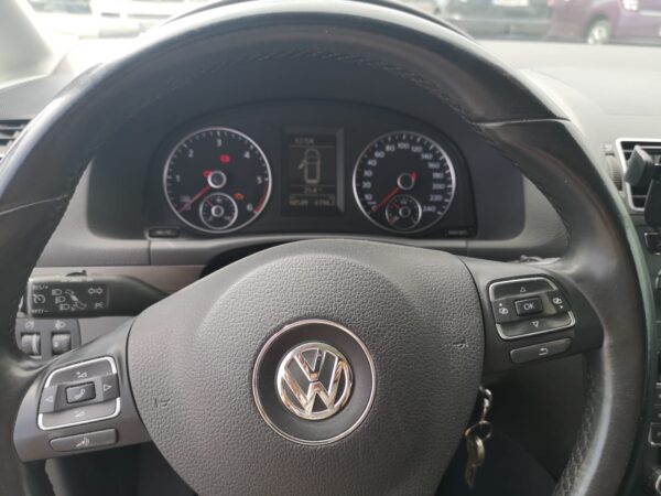 2013 Volkswagen Touran 2.0TDI Advance BMT - Imagen 14