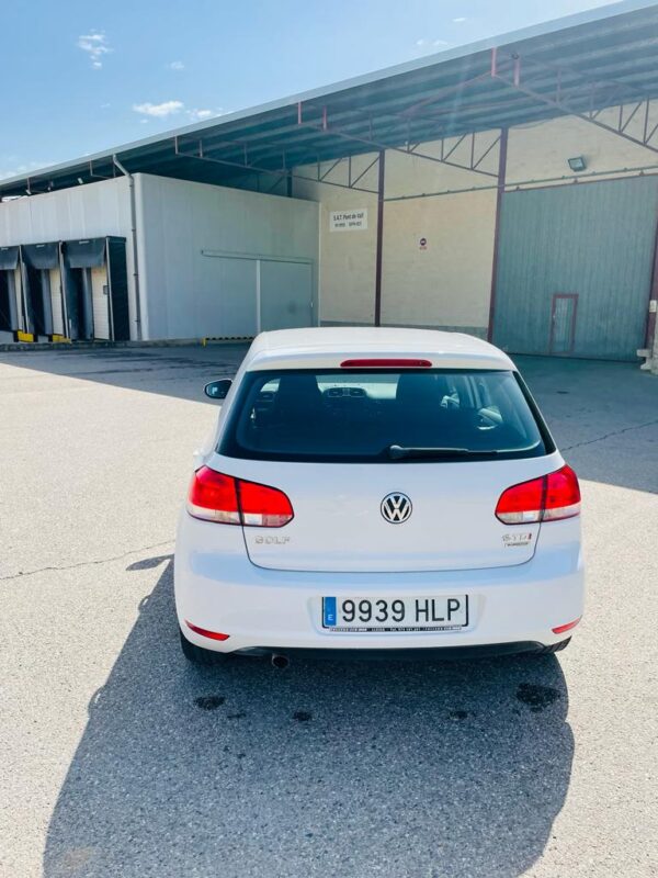 2012 Volkswagen Golf Variant 1.6 TDI - Imagen 16