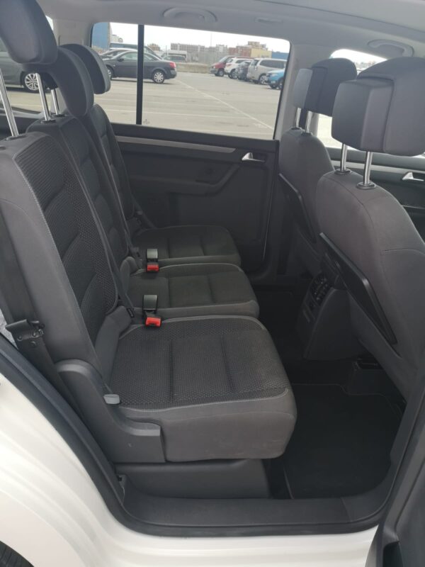 2013 Volkswagen Touran 2.0TDI Advance BMT - Imagen 16