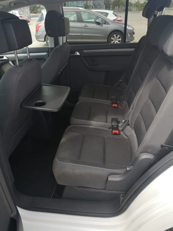 2013 Volkswagen Touran 2.0TDI Advance BMT - Imagen 17
