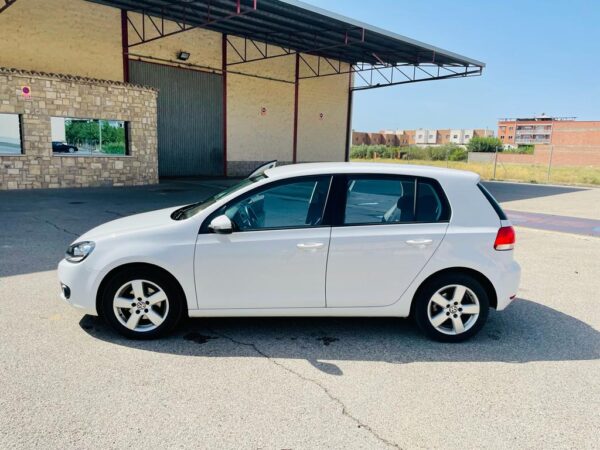 2012 Volkswagen Golf Variant 1.6 TDI - Imagen 19