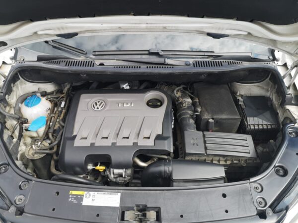 2013 Volkswagen Touran 2.0TDI Advance BMT - Imagen 20