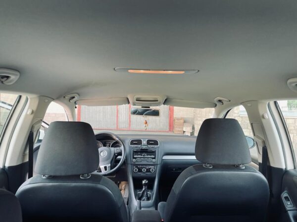 2012 Volkswagen Golf Variant 1.6 TDI - Imagen 7