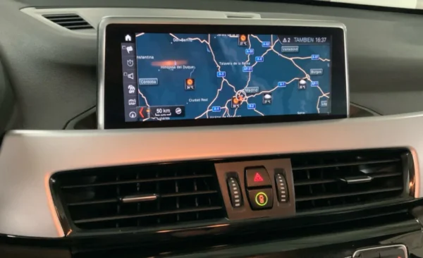2022 BMW X1 - Imagen 3
