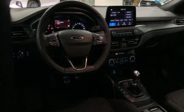 2022 Ford Focus - Imagen 11