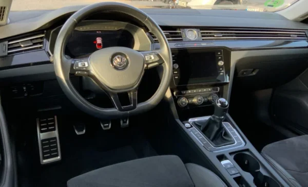 2018 Volkswagen Arteon - Imagen 11