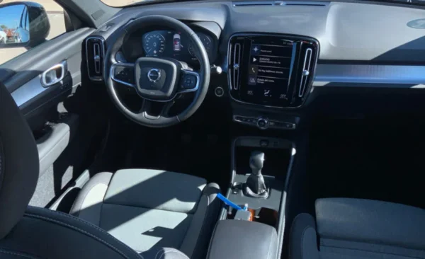 2020 Volvo XC40 - Imagen 11