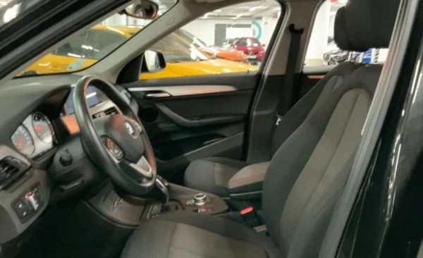 2022 BMW X1 - Imagen 12