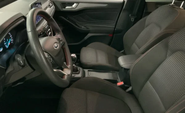 2022 Ford Focus - Imagen 12