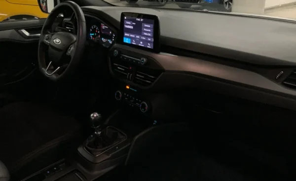 2022 Ford Focus - Imagen 13