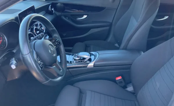 2019 Mercedes-Benz C200 - Imagen 13