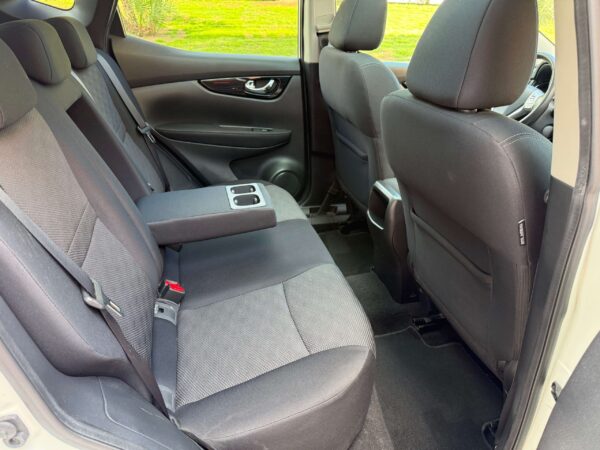 2015 Nissan Qashqai 1.2 Dgi Tekna Sport - Imagen 14