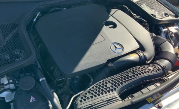 2019 Mercedes-Benz C200 - Imagen 15