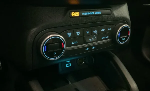 2022 Ford Focus - Imagen 20