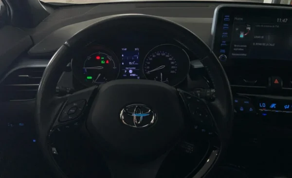2021 Toyota C-HR - Imagen 22