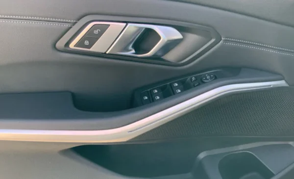 2020 BMW 320d - Imagen 22