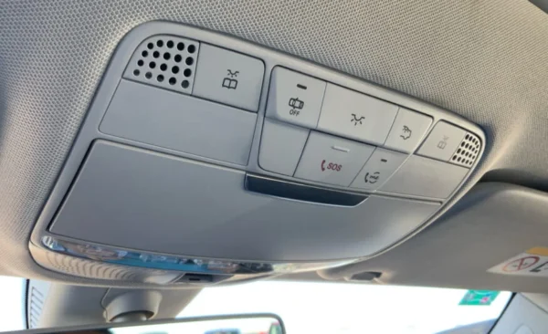 2019 Mercedes-Benz C200 - Imagen 24
