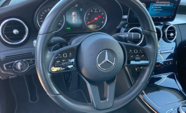 2019 Mercedes-Benz C200 - Imagen 25
