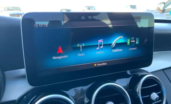 2019 Mercedes-Benz C200 - Imagen 27