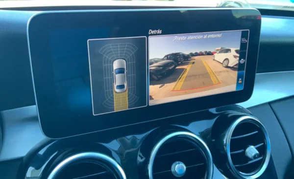 2019 Mercedes-Benz C200 - Imagen 28