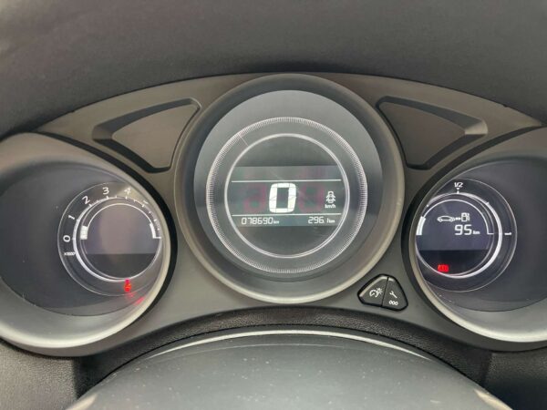 2015 Citroen C4 PureTech 110 Selection - Imagen 4
