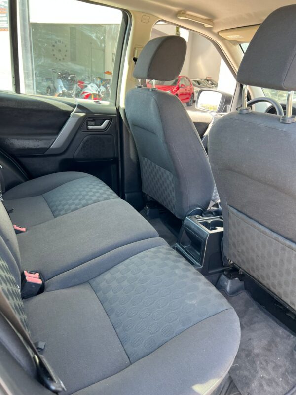 2009 Land Rover Freelander II 2.2 - Imagen 5