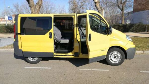2008 Renault Trafic 2.0dCi - Imagen 5