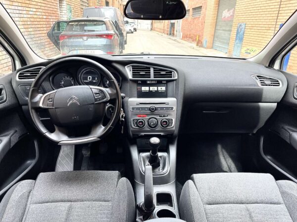 2015 Citroen C4 PureTech 110 Selection - Imagen 5