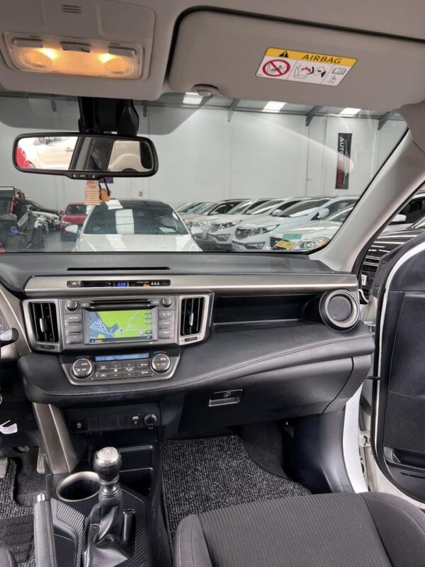 2014 Toyota Rav4 2.0 D4D - Imagen 11