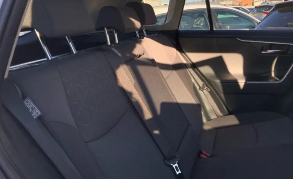 2021 Toyota Rav4 - Imagen 8