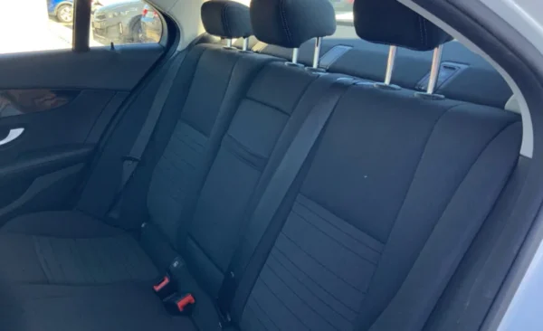 2019 Mercedes-Benz C200 - Imagen 8