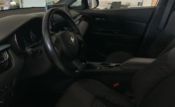 2021 Toyota C-HR - Imagen 10