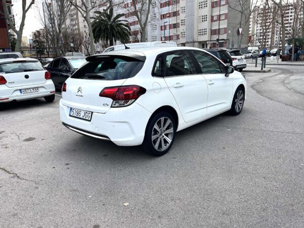 2015 Citroen C4 PureTech 110 Selection - Imagen 10