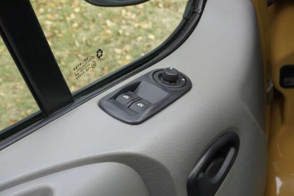 2008 Renault Trafic 2.0dCi - Imagen 10