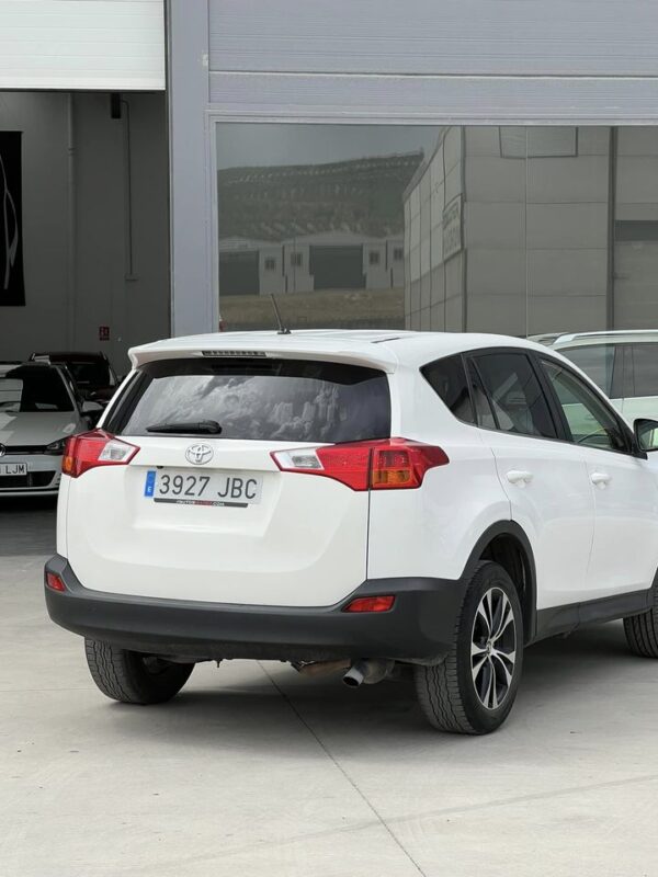 2014 Toyota Rav4 2.0 D4D - Imagen 4