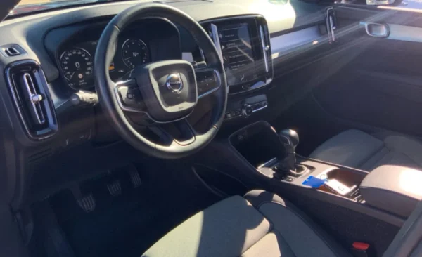 2020 Volvo XC40 - Imagen 10